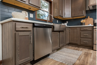 Building Photo - 913 Elm St