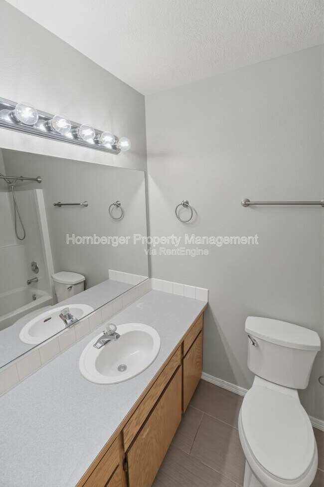 Building Photo - 3628 E 23rd Ave