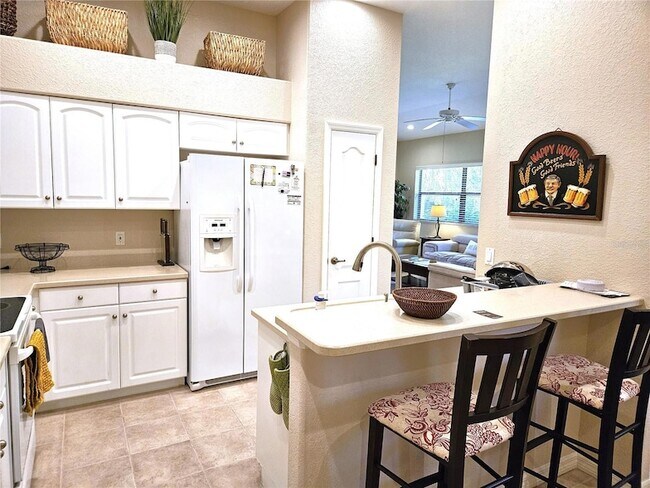 Building Photo - 4528 Cancello Grande Ave