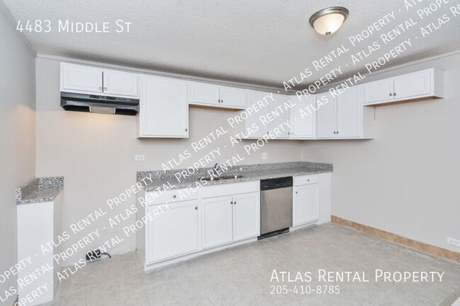 Building Photo - 4483 Middle St