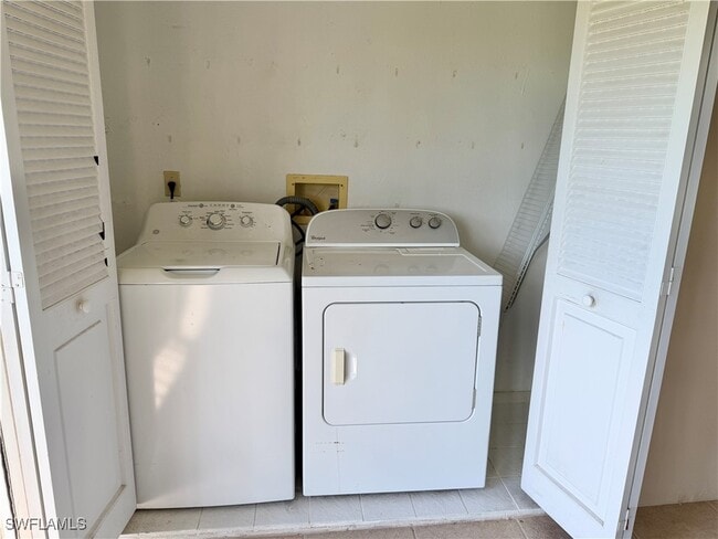 Building Photo - 5789 Gage Ln