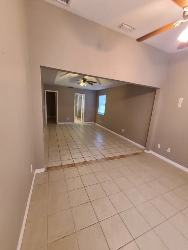 Building Photo - 18442 Tulip Rd