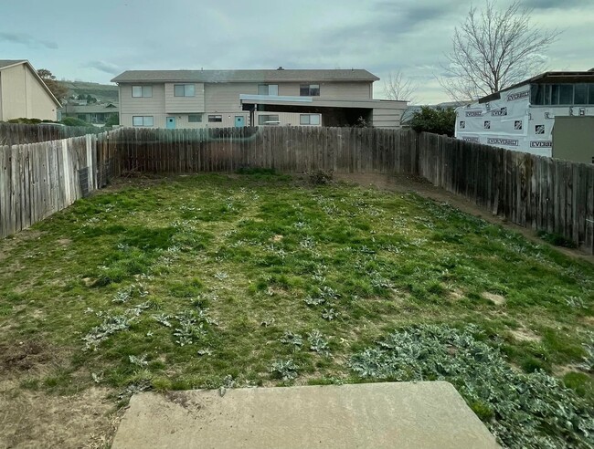 Building Photo - Elks Duplex (ED)