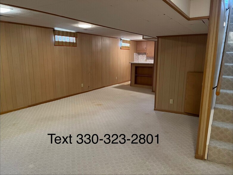 Building Photo - 371 25th St SE