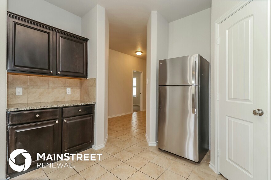 Building Photo - 2604 Mill Springs Pass