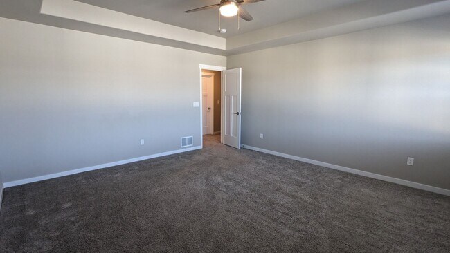 Building Photo - BEAUTIFUL TWO STORY 4 BDRM 4 BATH HOME WIT...