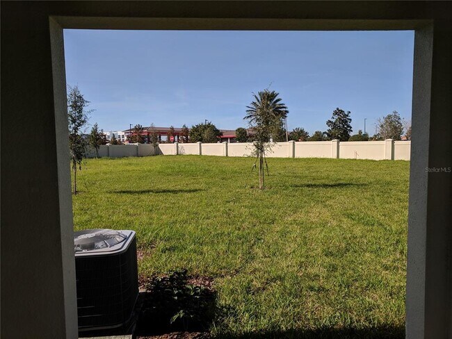 Building Photo - 15355 Willow Arbor Cir