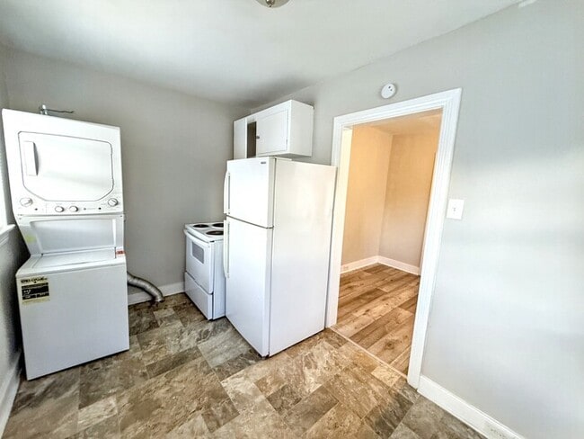 Building Photo - 8408 5th Ave S