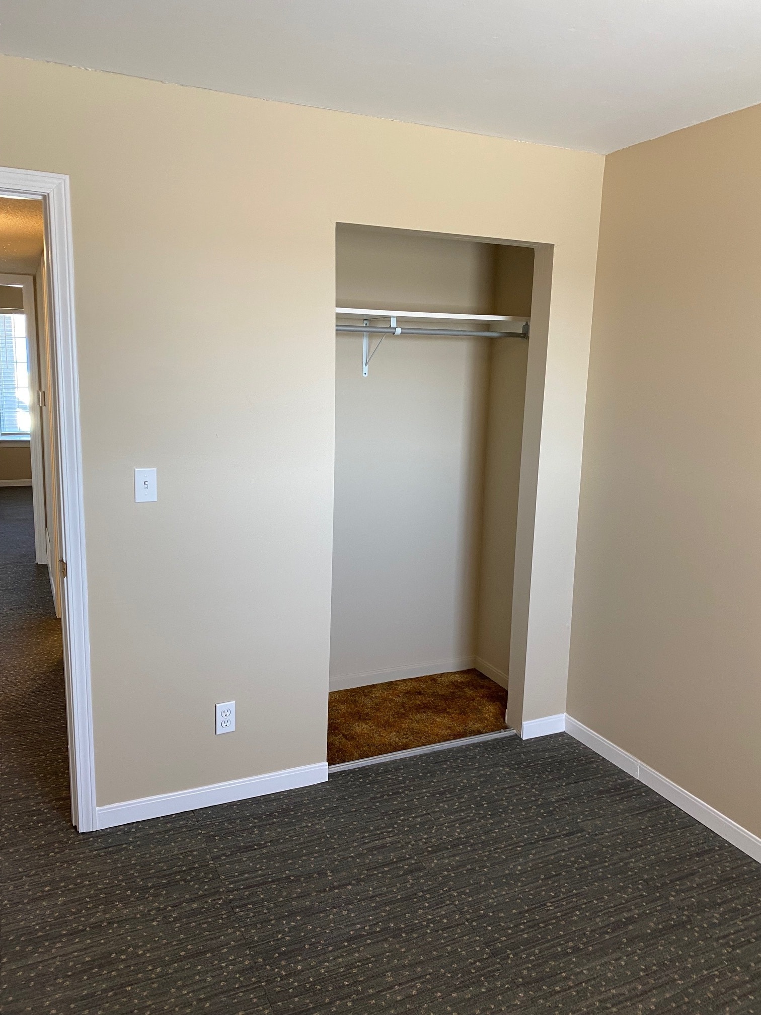 Back Bedroom - 103 Sibley Rd