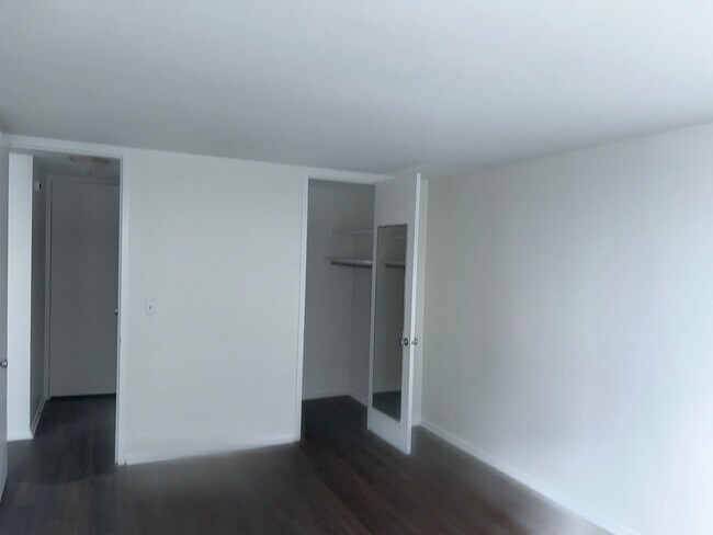 Building Photo - 4800 S Chicago Beach Dr