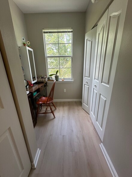 Building Photo - 9873 Baywinds Dr