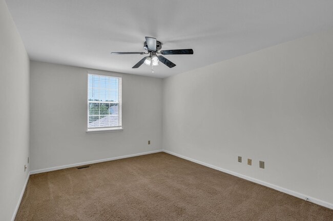 Building Photo - 3531-3533 Prescott Dr.