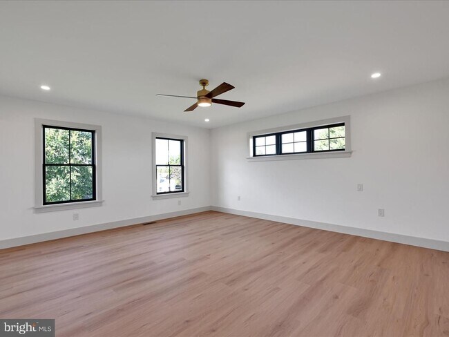 Building Photo - 5780 Wild Lilac Dr