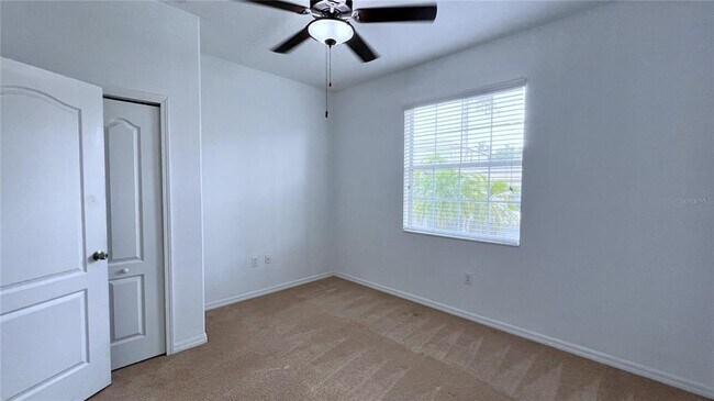 Building Photo - 2289 Grantham Ave