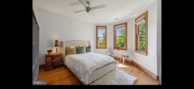 Building Photo - 3612 New Hampshire Ave NW