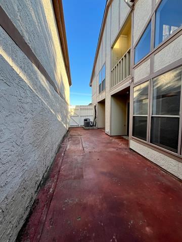 Building Photo - 17084 Westgrove Dr