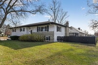 Building Photo - 4835 Almont Dr