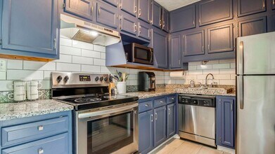 Building Photo - 2229 S Shelby St