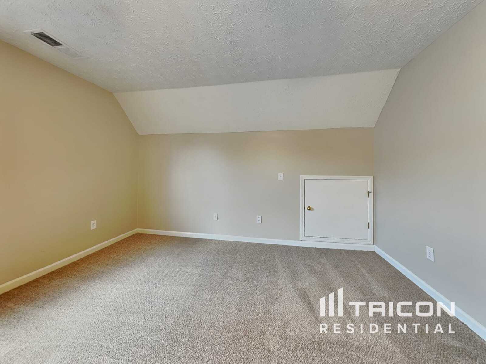 Building Photo - 2309 Swan Lake Ct