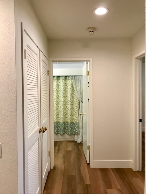 Building Photo - Beautiful 3BD/2BA Home with Landscaped Oas...