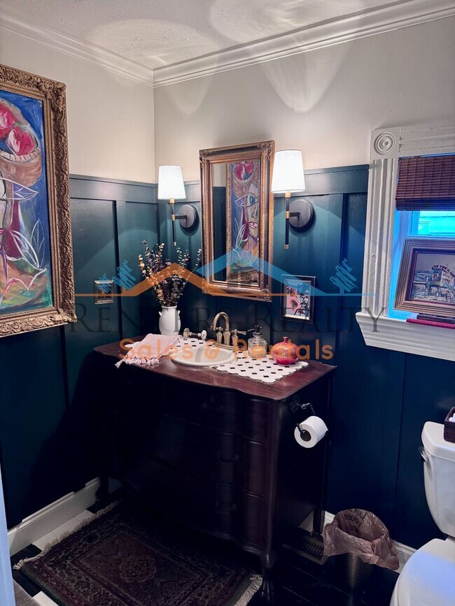 Building Photo - Historic Charm Meets Artistic Luxury in the Heart of Old Town Huntsville