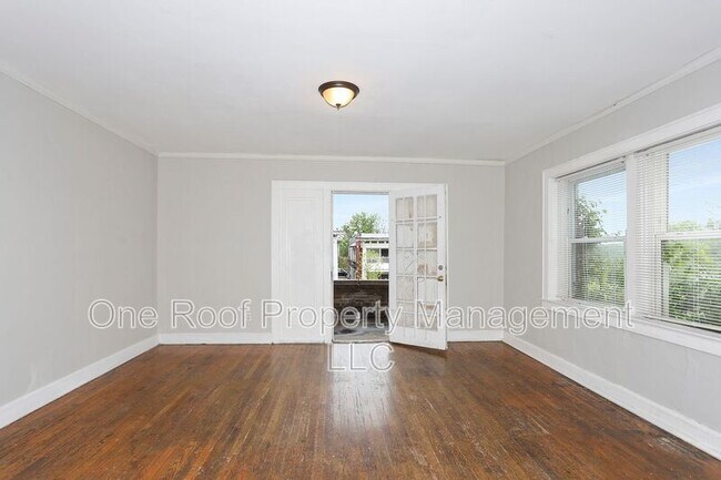 Primary Photo - 3223-3225 E 8th St.