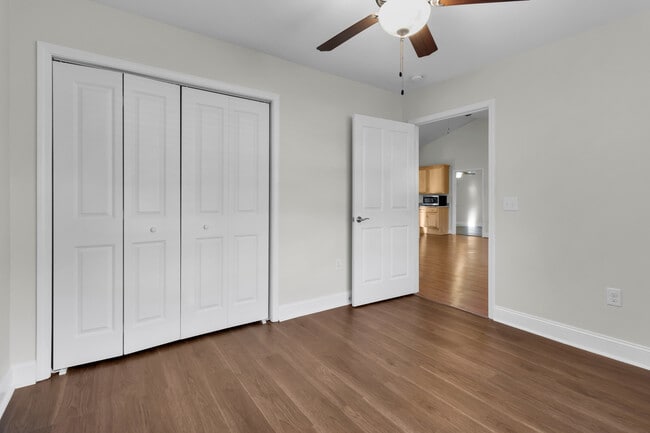 Building Photo - 213 Church Hill Ct