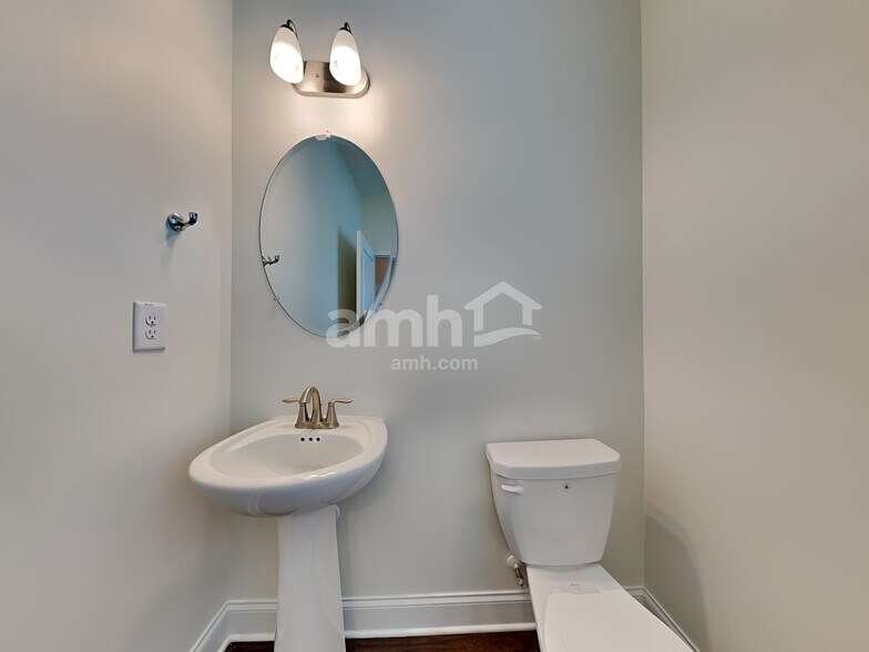 Building Photo - 6219 Bridlewood Ln