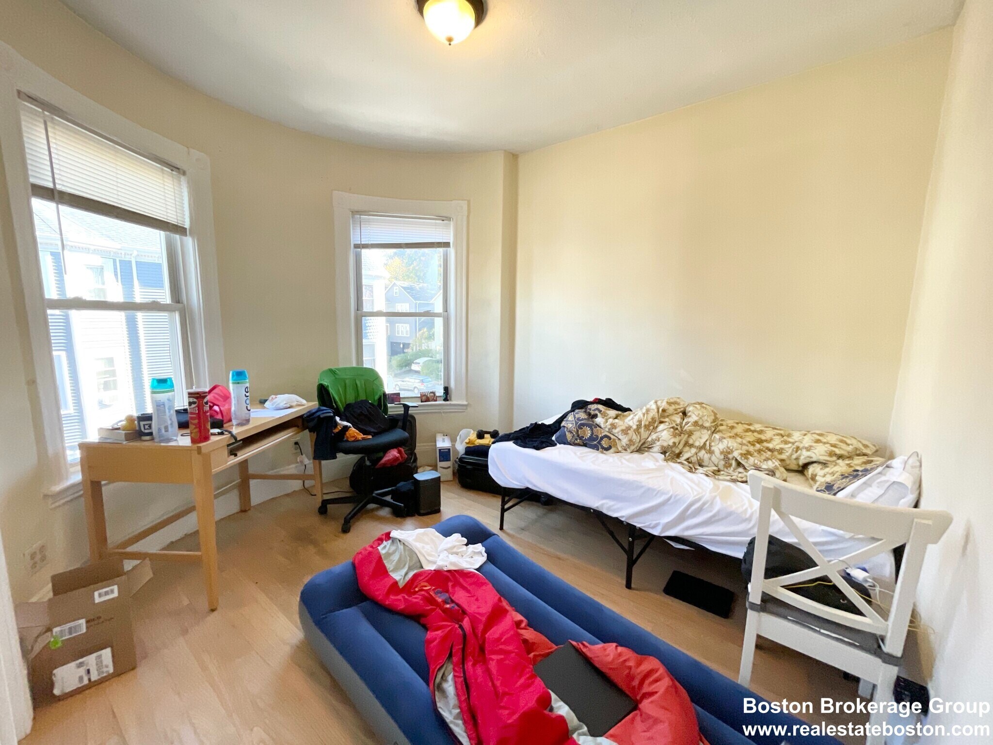 Building Photo - 17 Sachem St