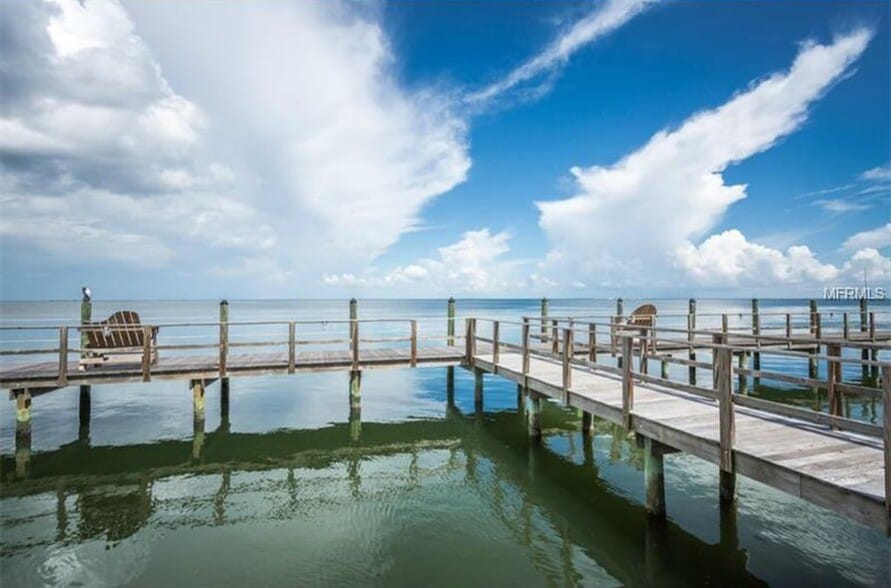 Building Photo - 5231 Beach Dr SE