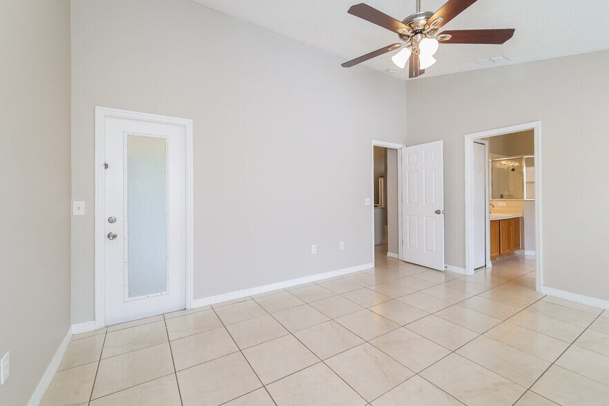 Building Photo - 431 Peppermill Cir