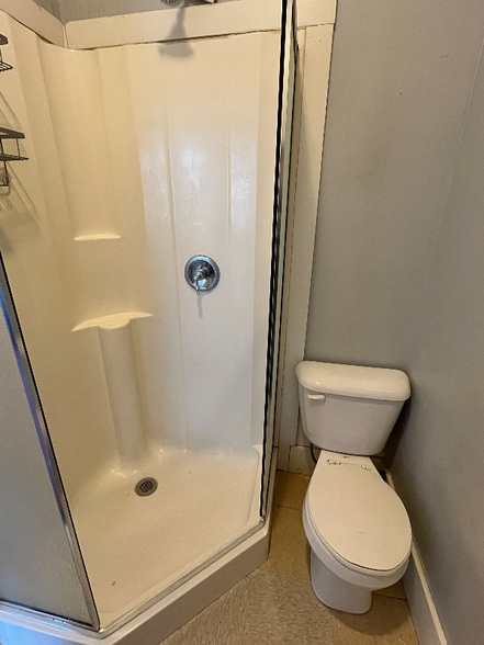 Building Photo - 342 Main St