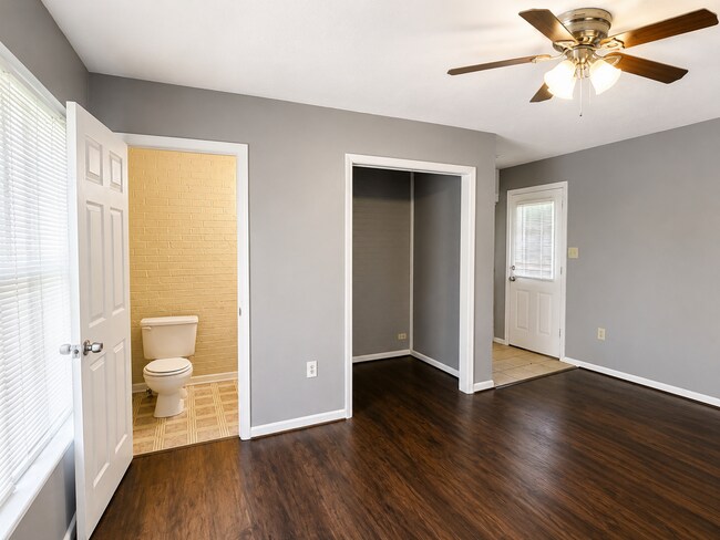 Building Photo - 157 Davidson Dr