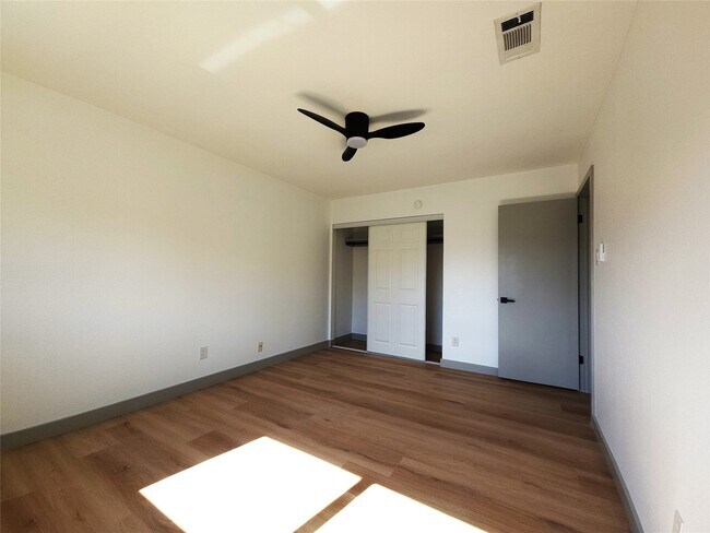 Building Photo - 12013 Grey Rock Ln