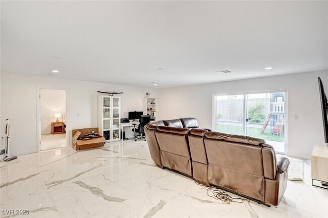 Building Photo - 6328 Rock Strm Ln