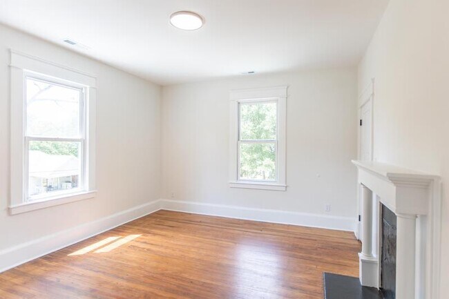 Building Photo - 208 N Guthrie Ave