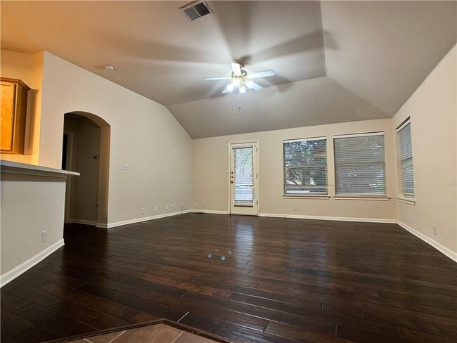 Building Photo - 5726 Taylorcrest Dr