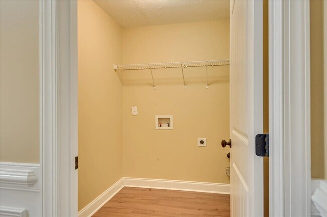 Building Photo - 621 Shipley Ave