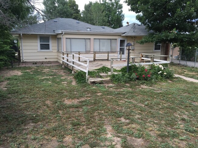 Building Photo - Spacious + Bright 3B Greeley House with Garage!