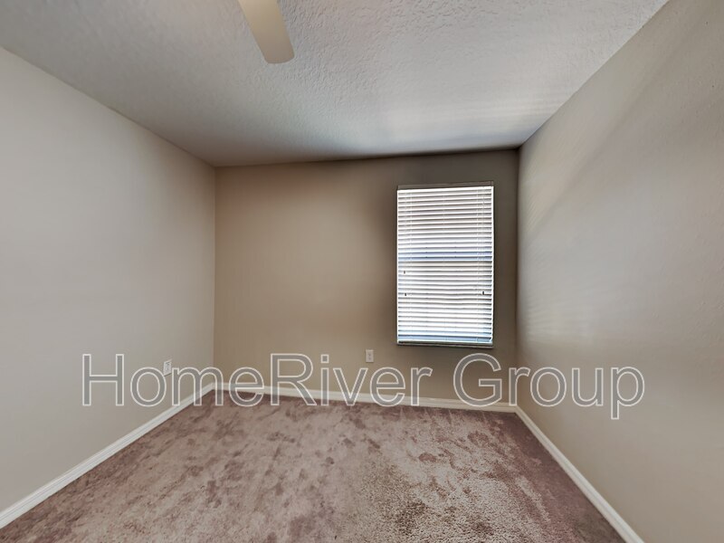 Building Photo - 10007 Crested Fringe Dr