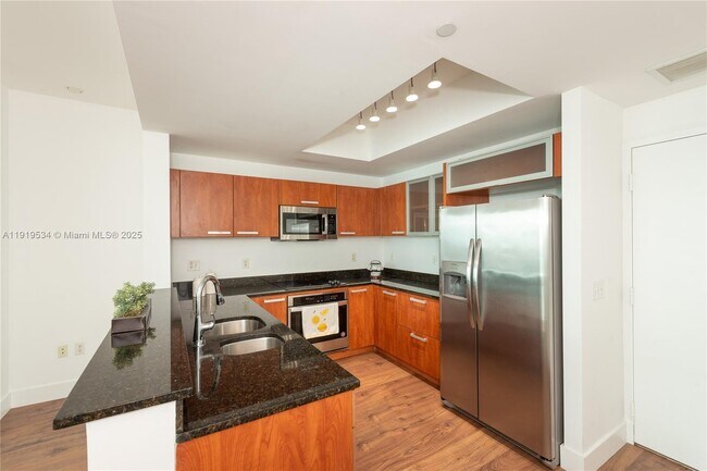 Building Photo - 3131 NE 188th St