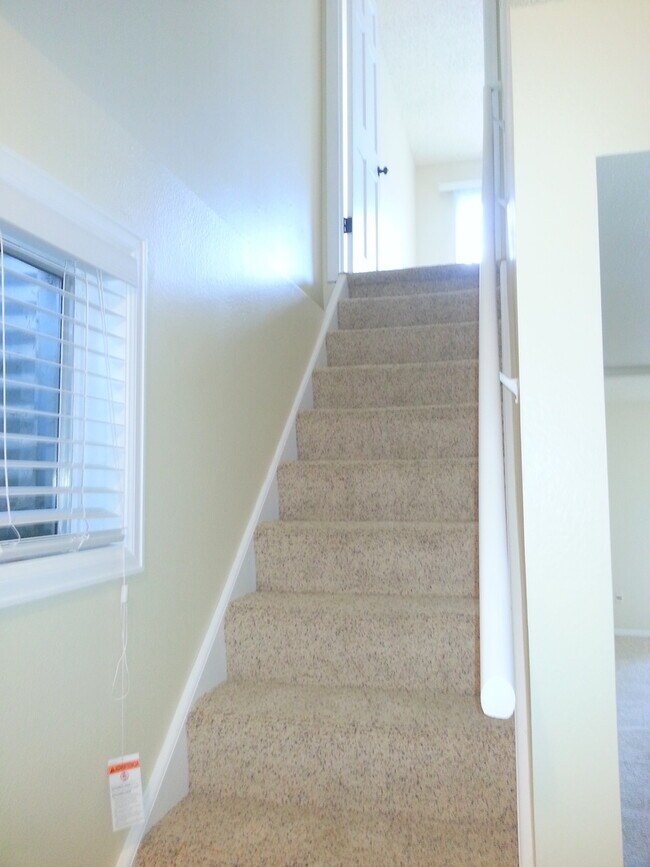 Building Photo - 1603 Cottonwood Dr