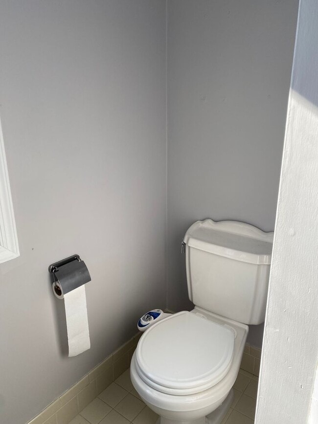 Building Photo - House for Rent in Kennett Square