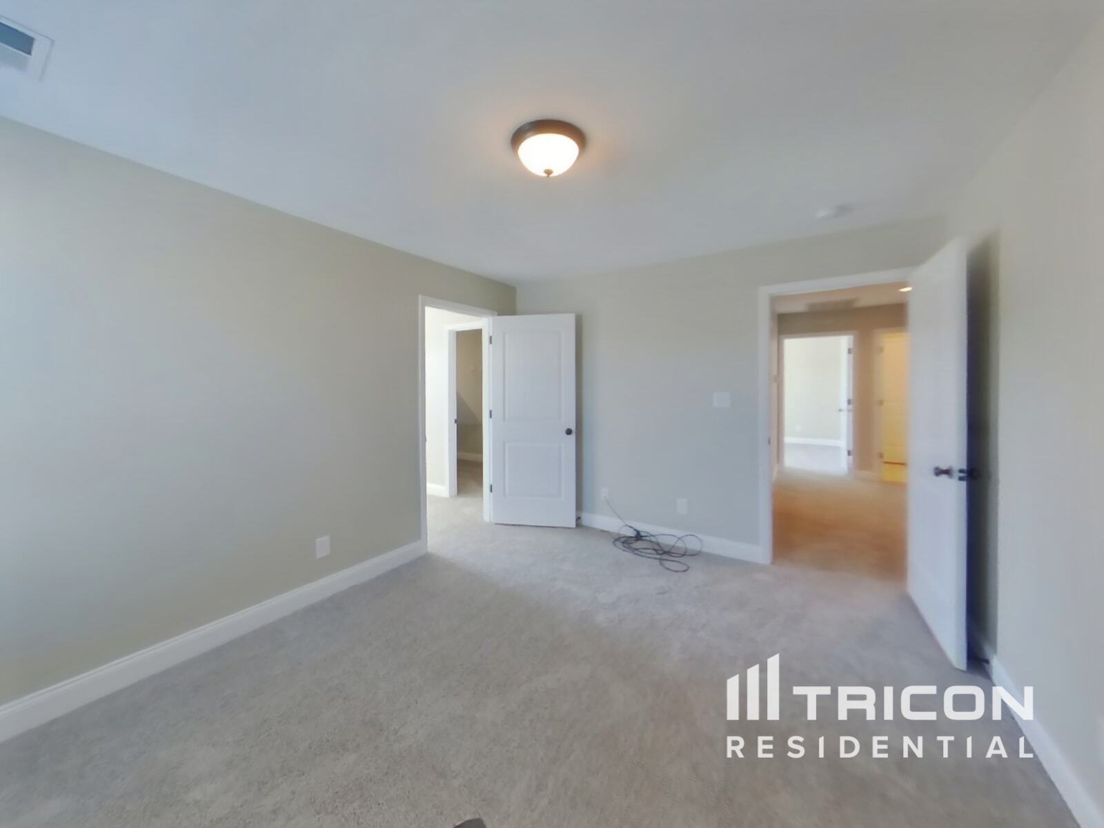 Building Photo - 714 Banister Dr