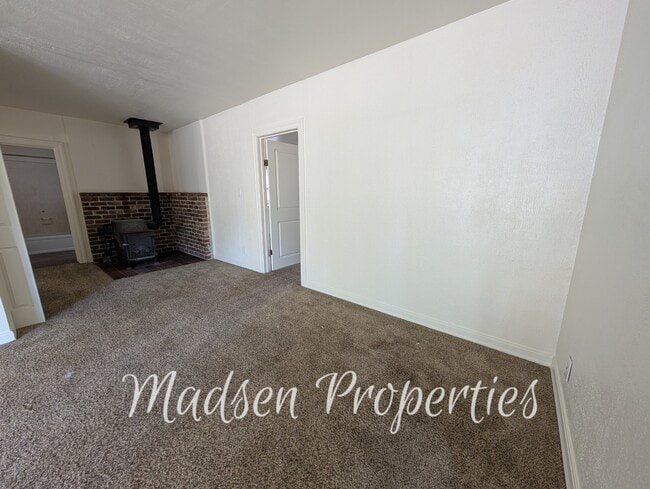 Building Photo - 1223 Arcadian Ave