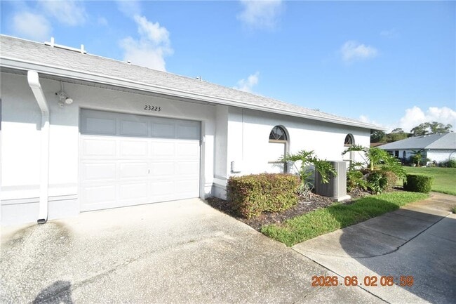 Building Photo - 23223 Club Villas Dr