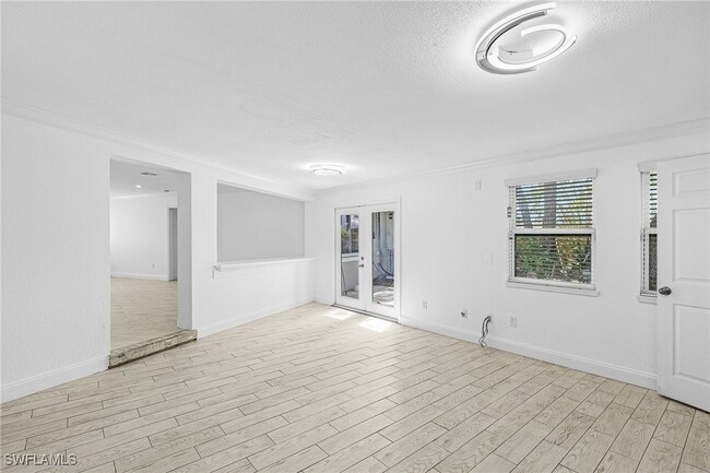 Building Photo - 1340 Braman Ave