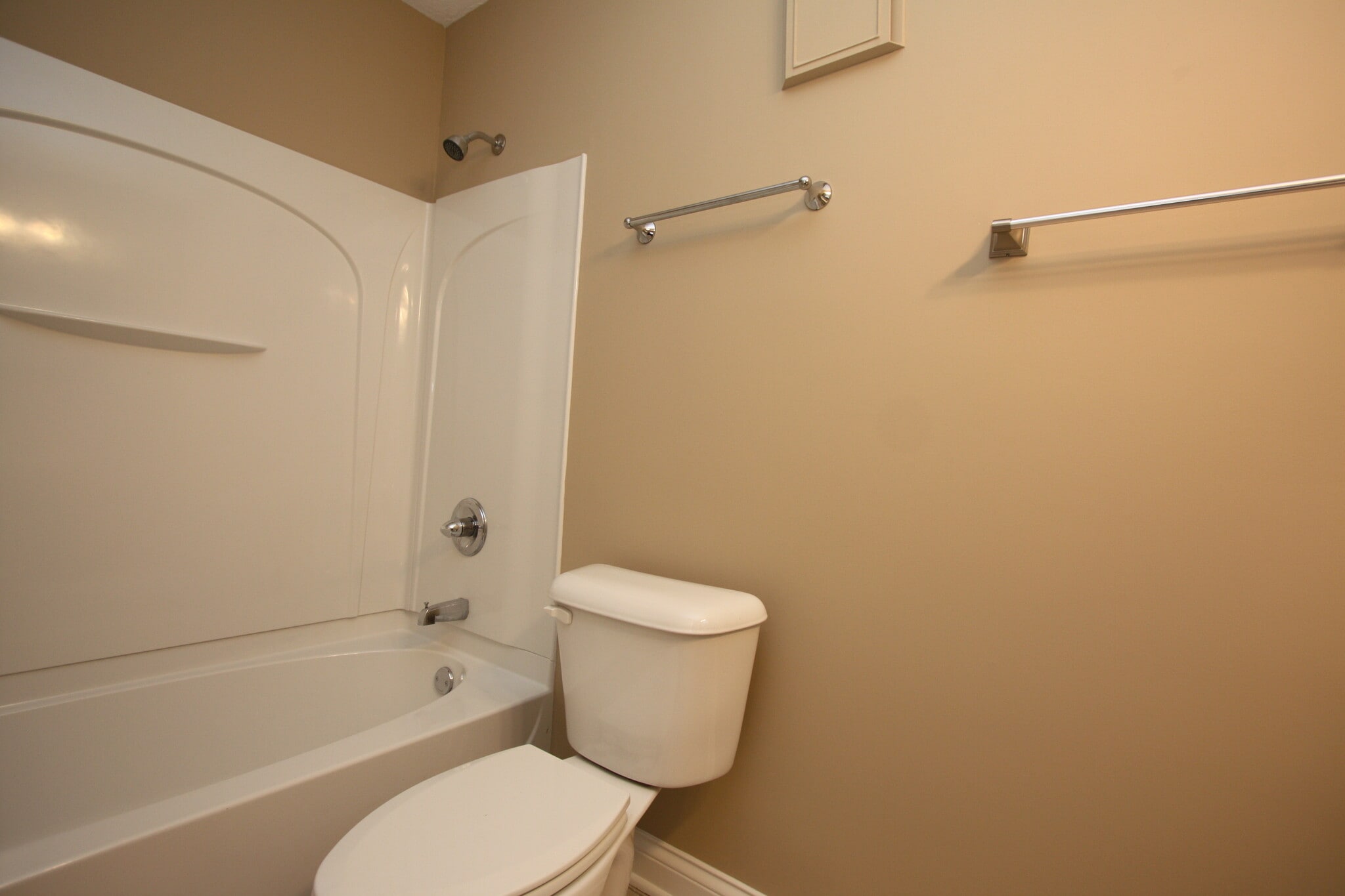 Building Photo - 6824 Hillside Drive