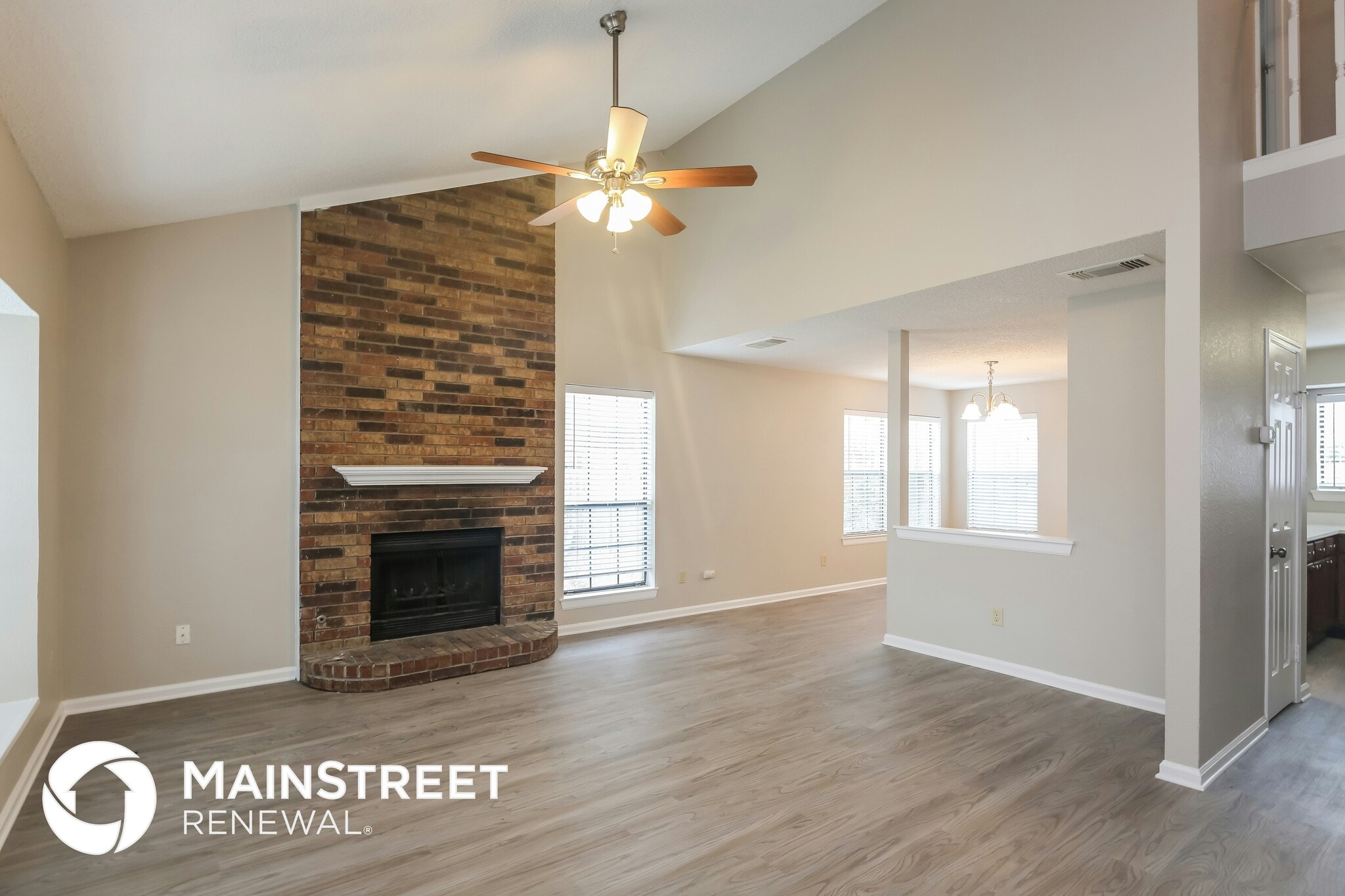 Building Photo - 5421 Carriage Ct