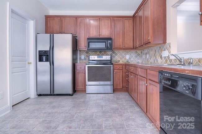 Building Photo - 5111 Alysheba Dr